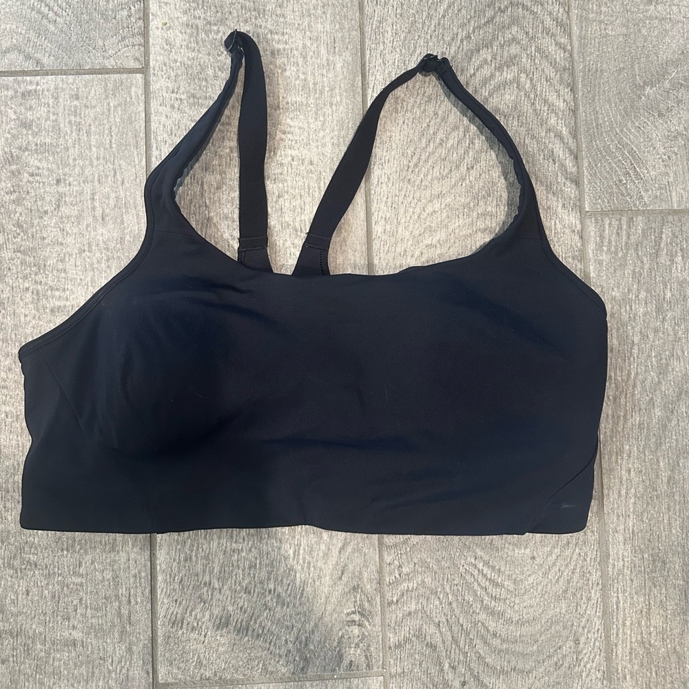 38DD Lululemon sports bra
